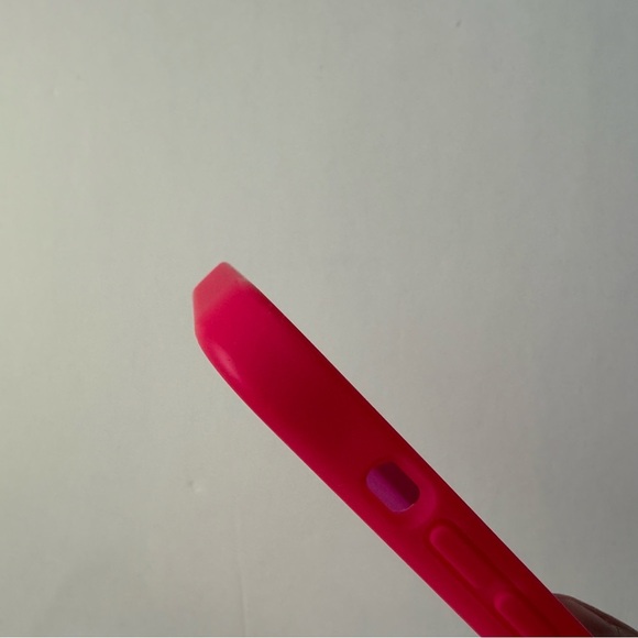 iPhone 14 Pro phone case - Picture 9 of 9